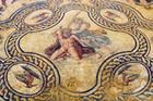 Parterres mythologiques à Nîmes