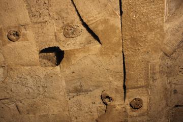 Vue aérienne partielle des sépultures de l'âge du Bronze final. Cureboussot, Redessan (Gard), 2014. © Drone Concept, Inrap